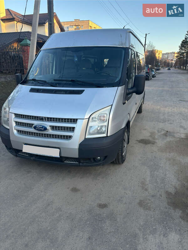 Грузопассажирский фургон Ford Transit 2013 в Новояворовске фото 2 Грузопассажирский фургон Ford Transit 2013 в Новояворовске