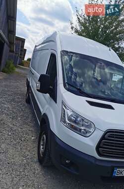 Грузовой фургон Ford Transit 2016 в Ровно