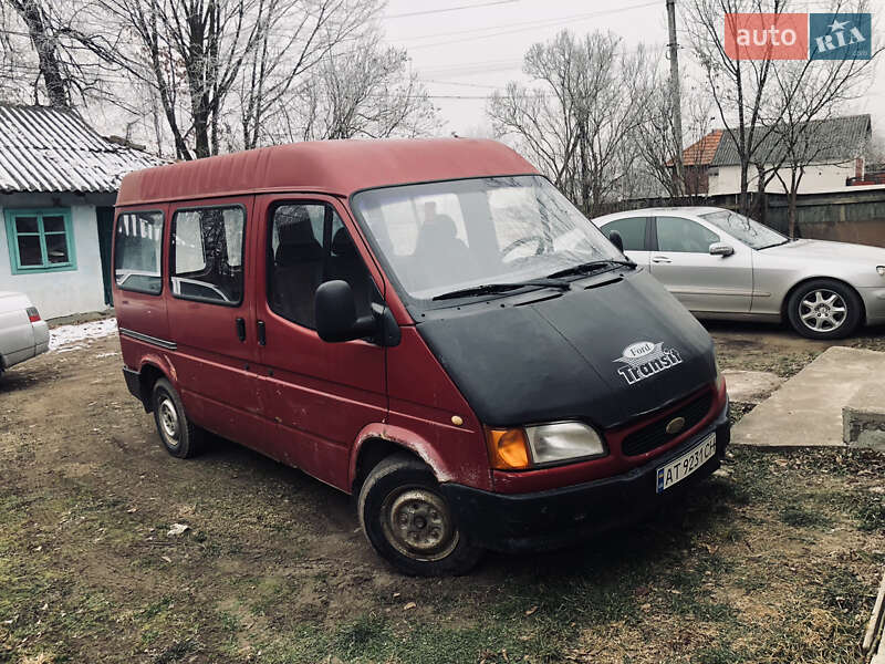 Грузопассажирский фургон Ford Transit 1993 в Коломые