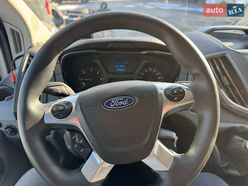Тентований Ford Transit 2017 в Миколаєві