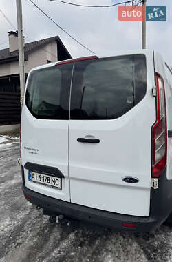 Грузовой фургон Ford Transit 2015 в Киеве