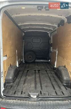 Грузовой фургон Ford Transit 2017 в 