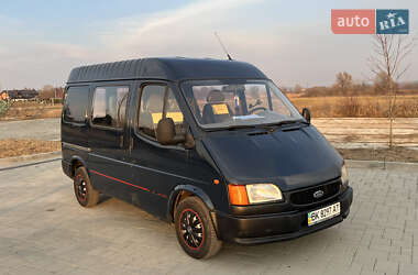 Вантажопасажирський фургон Ford Transit 2000 в Здолбуніві