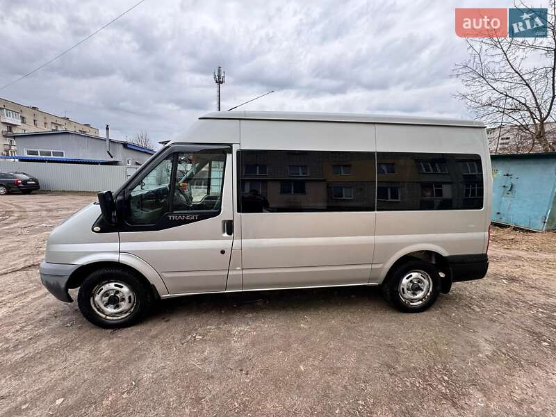 Микроавтобус Ford Transit 2013 в 