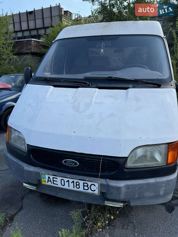 Грузовой фургон Ford Transit 1998 в Днепре