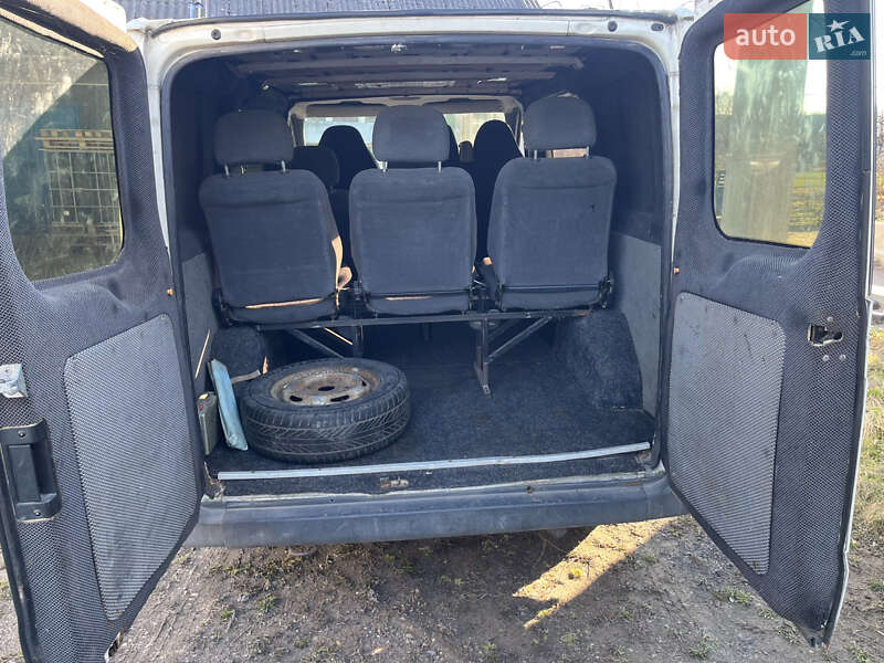 Микроавтобус Ford Transit 2002 в Львове