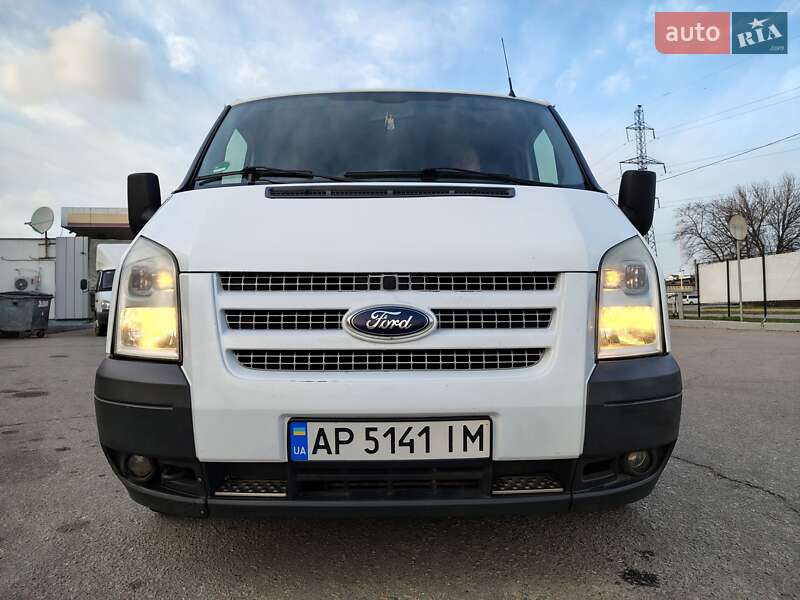 Микроавтобус Ford Transit 2012 в 