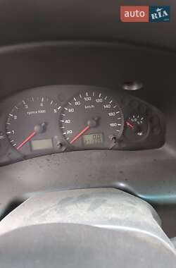 Микроавтобус Ford Transit 2003 в 