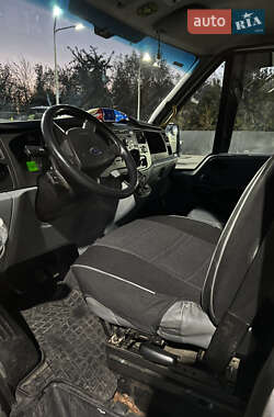 Грузовой фургон Ford Transit 2013 в 