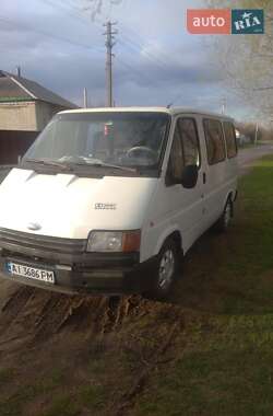 Грузопассажирский фургон Ford Transit 1990 в 