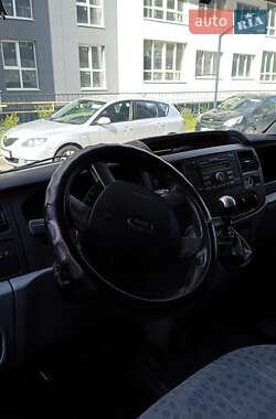Грузовой фургон Ford Transit 2011 в 