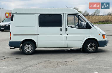 Грузопассажирский фургон Ford Transit 1999 в 