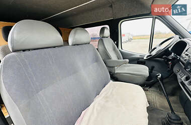 Грузопассажирский фургон Ford Transit 1999 в 