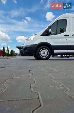 Грузовой фургон Ford Transit 2017 в 