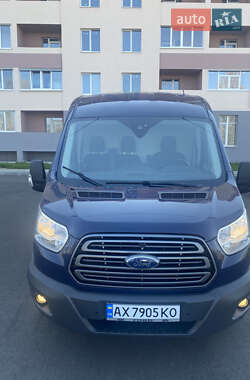 Грузовой фургон Ford Transit 2016 в 