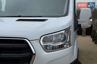 Вантажний фургон Ford Transit 2021 в 