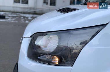 Грузовой фургон Ford Transit 2018 в 