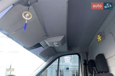 Грузовой фургон Ford Transit 2018 в 