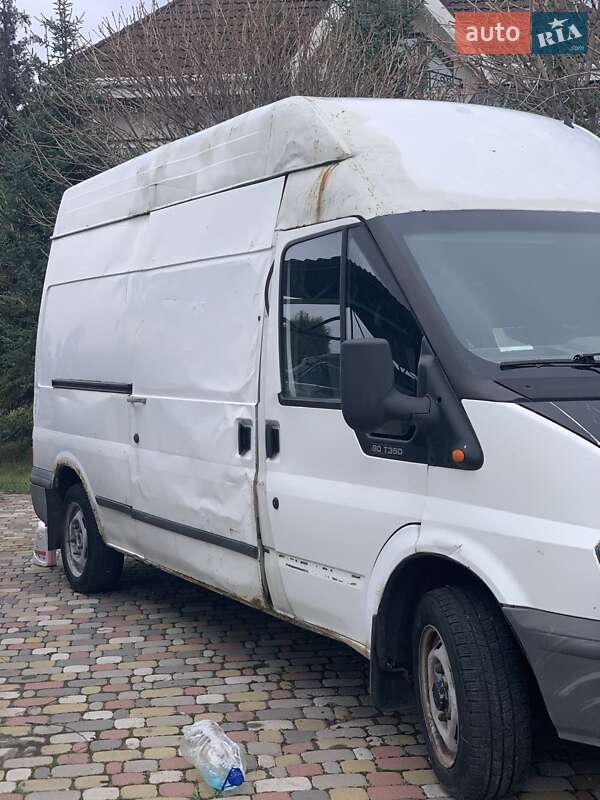 Грузовой фургон Ford Transit 2002 в 