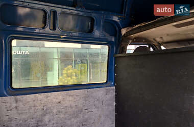 Грузопассажирский фургон Ford Transit 2002 в 