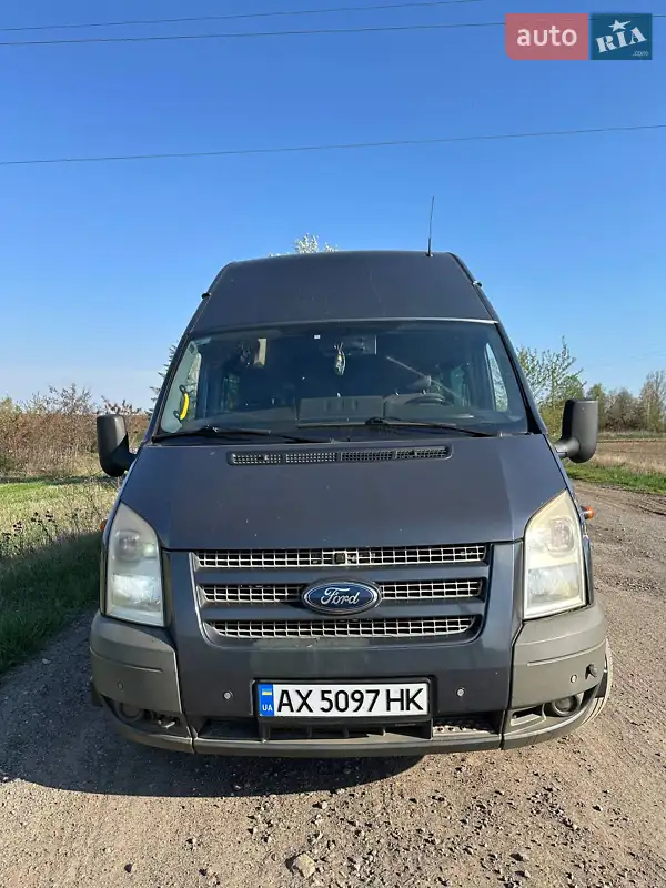 Микроавтобус Ford Transit 2011 в 