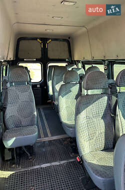 Микроавтобус Ford Transit 2011 в 