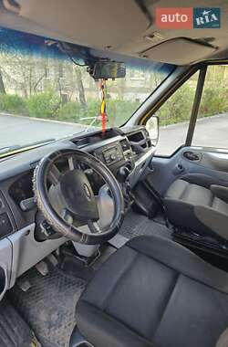 Грузовой фургон Ford Transit 2010 в 