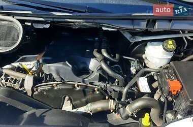 Грузовой фургон Ford Transit 2016 в 
