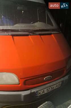 Грузовой фургон Ford Transit 1999 в 