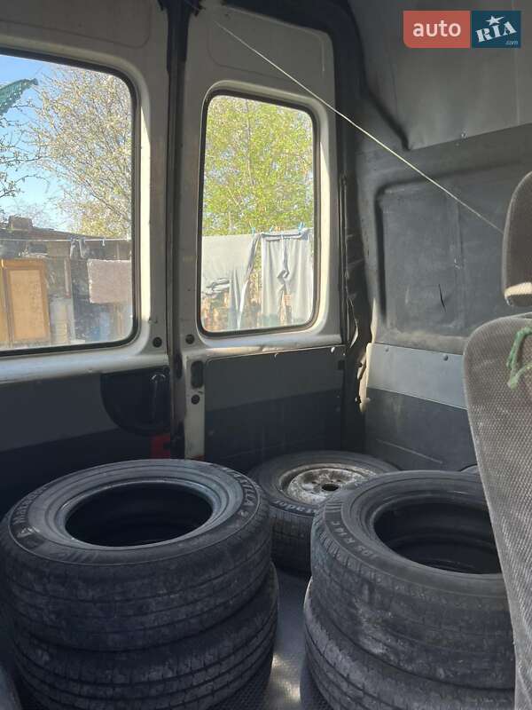 Грузовой фургон Ford Transit 1999 в Киеве