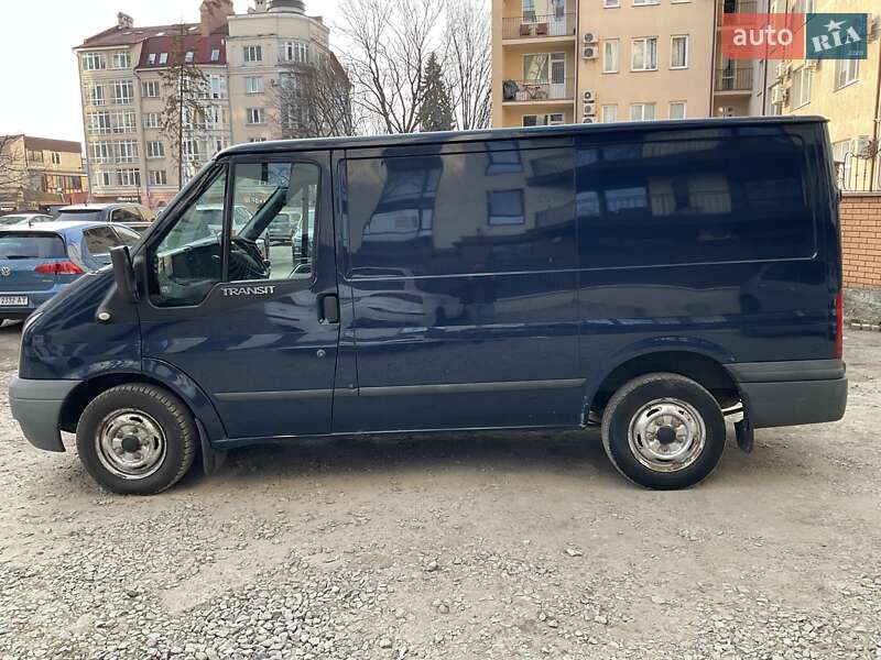 Грузовой фургон Ford Transit 2012 в Ивано-Франковске