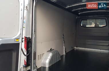 Вантажний фургон Ford Transit 2022 в 