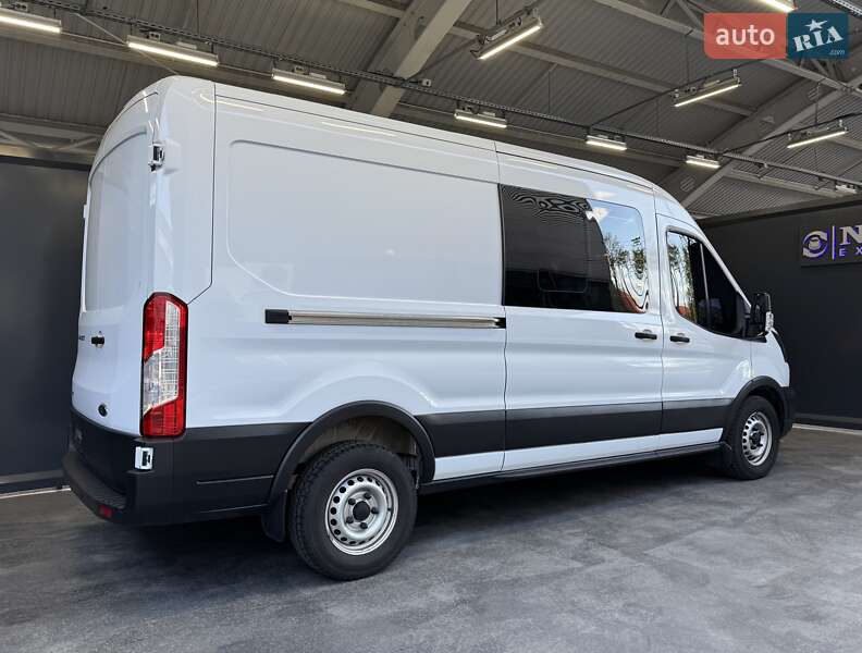 Грузопассажирский фургон Ford Transit 2023 в Киеве