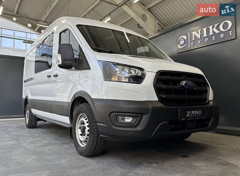 Грузопассажирский фургон Ford Transit 2023 в Киеве