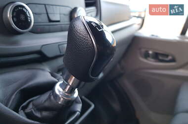 Вантажний фургон Ford Transit 2021 в 