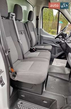 Грузовой фургон Ford Transit 2018 в 