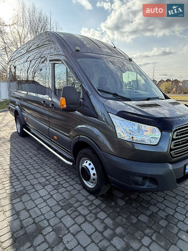 Грузовой фургон Ford Transit 2015 в 