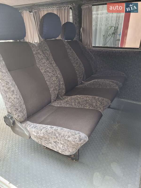 Микроавтобус Ford Transit 2004 в Львове