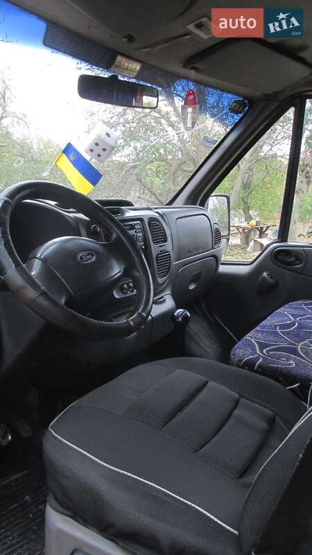 Микроавтобус Ford Transit 2004 в Виннице