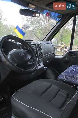 Микроавтобус Ford Transit 2004 в 