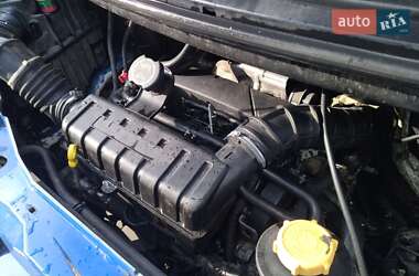 Вантажний фургон Ford Transit 2002 в 
