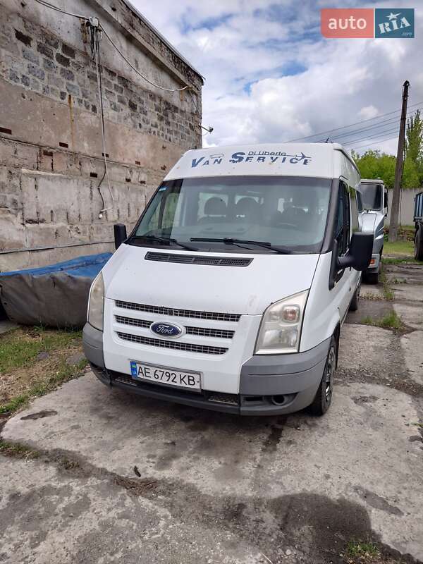 Мікроавтобус Ford Transit 2013 в 