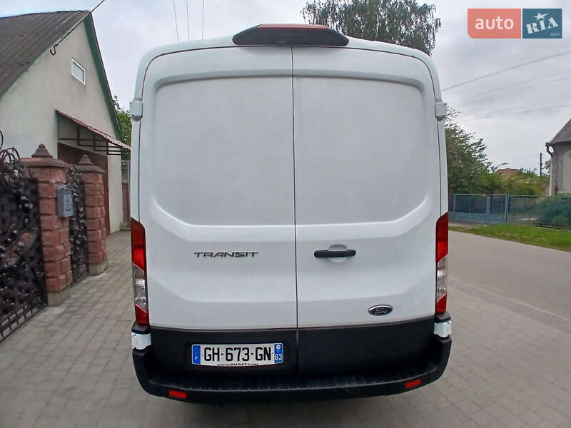 Грузовой фургон Ford Transit 2022 в Дубно