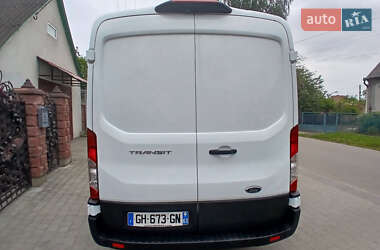 Грузовой фургон Ford Transit 2022 в 