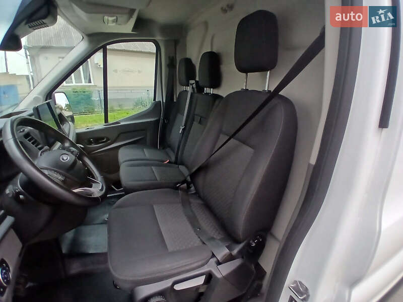 Грузовой фургон Ford Transit 2022 в Дубно