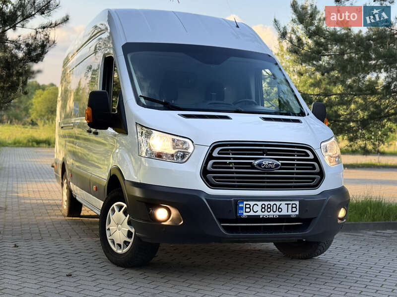Грузовой фургон Ford Transit 2017 в 