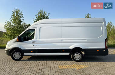 Грузовой фургон Ford Transit 2017 в 