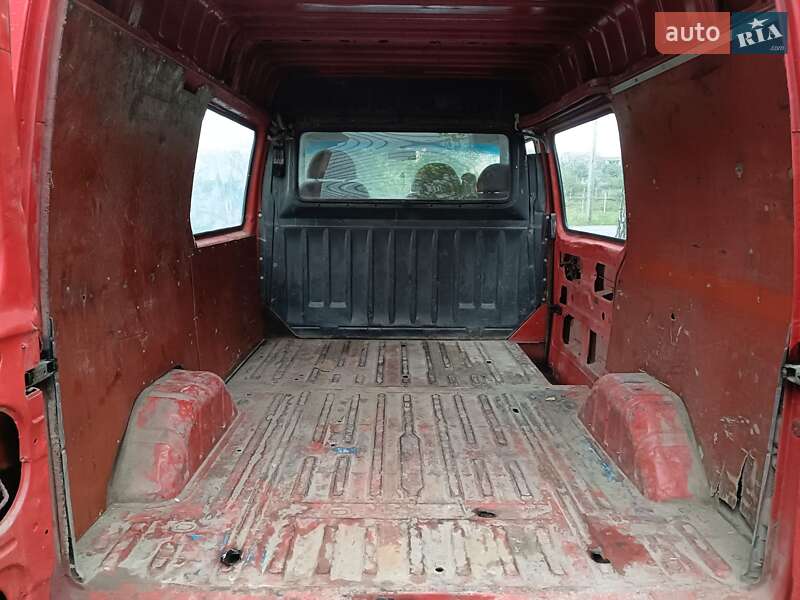 Грузовой фургон Ford Transit 1999 в Виннице