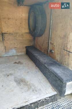 Грузовой фургон Ford Transit 1992 в 