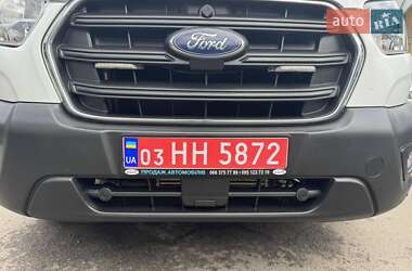 Грузовой фургон Ford Transit 2020 в 
